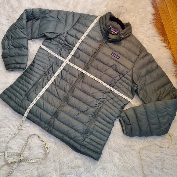 Patagonia Down winter Puffer Jacket (XL) - Picture 2 of 11